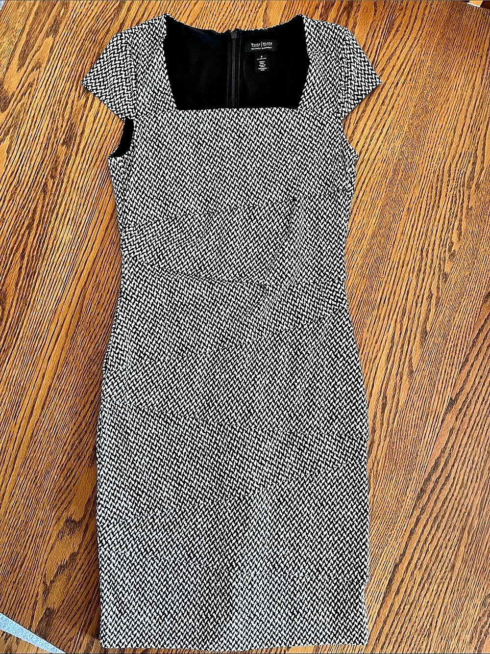 White House Black Market Black & White Geometric  Dress Size 8